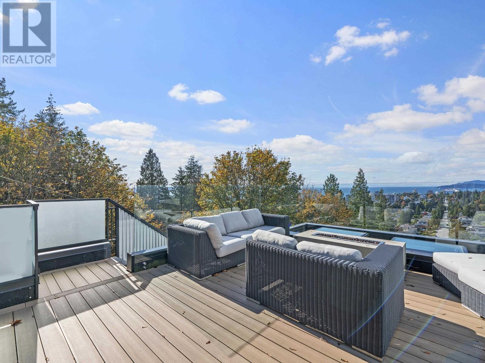 803 Braeside Street, West Vancouver, British Columbia  V7T 2K7 - Photo 33 - R2930709