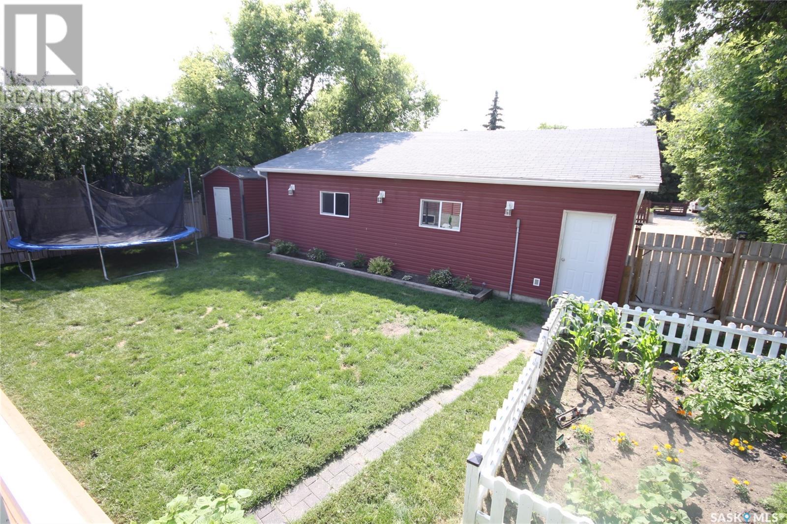 418 Ford Street, Bethune, Saskatchewan  S0G 0H0 - Photo 36 - SK986764