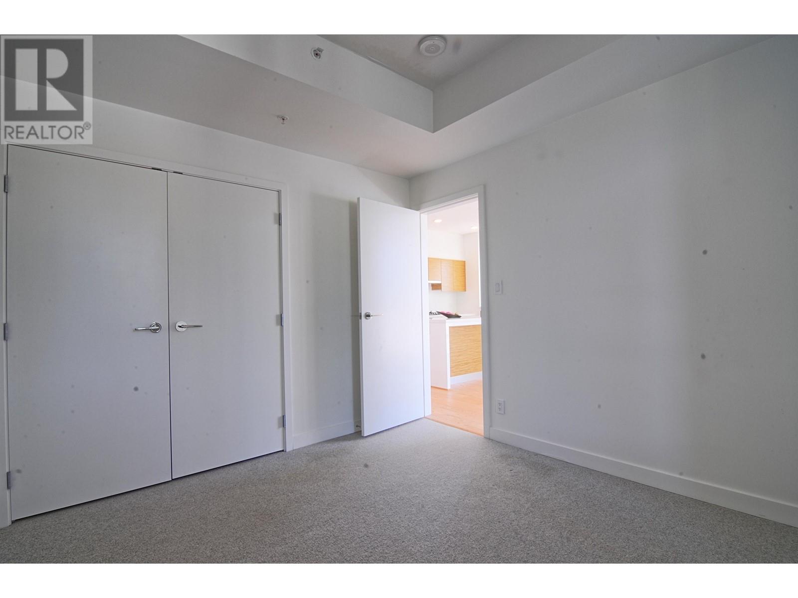 Listing Picture 15 of 34 : 302 7333 MURDOCH AVENUE, Richmond / 烈治文 - 魯藝地產 Yvonne Lu Group - MLS Medallion Club Member