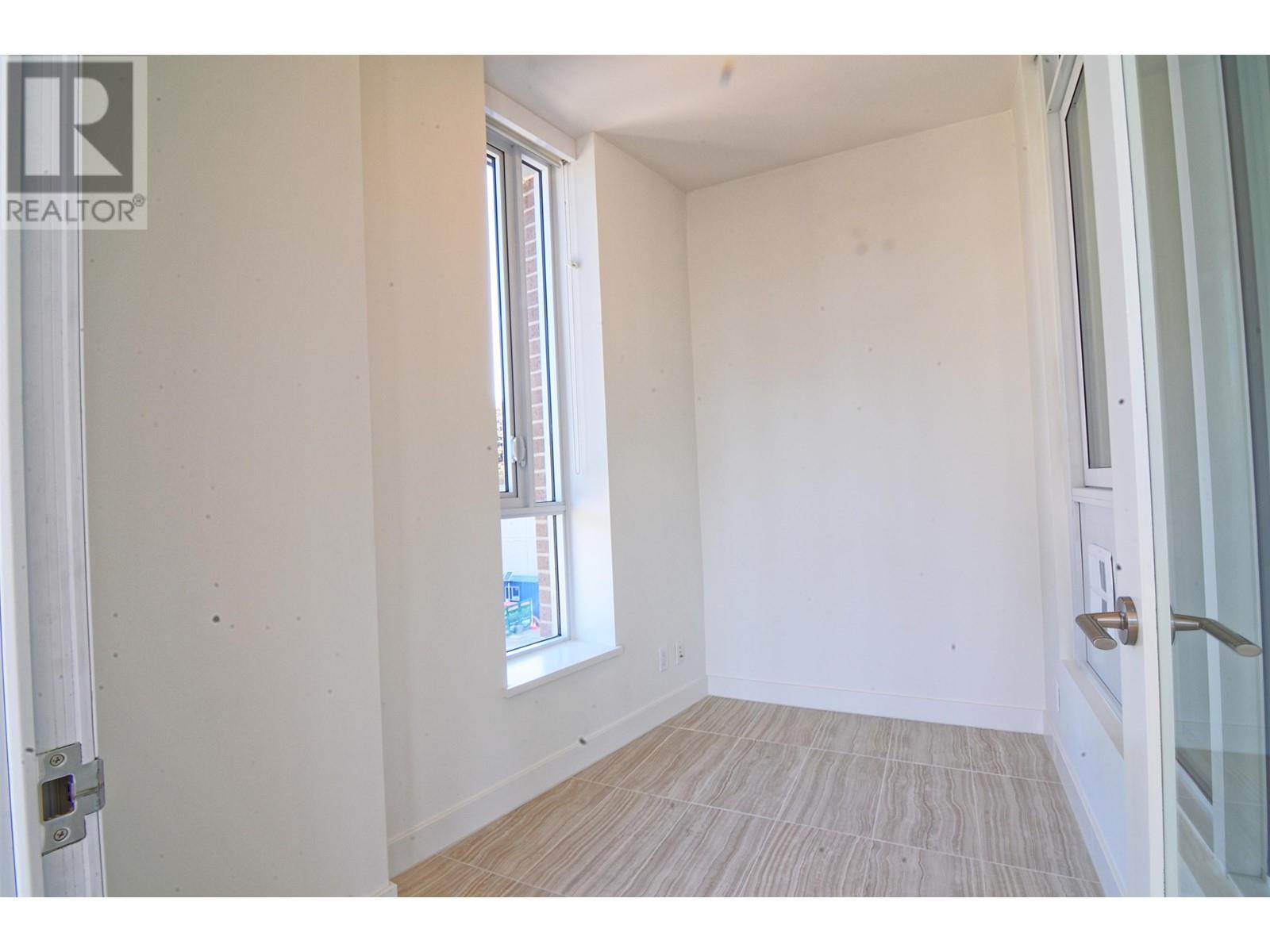 Listing Picture 17 of 34 : 302 7333 MURDOCH AVENUE, Richmond / 烈治文 - 魯藝地產 Yvonne Lu Group - MLS Medallion Club Member