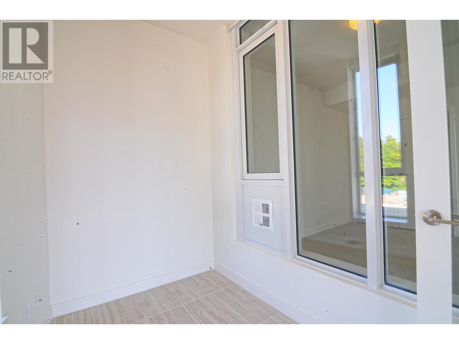 Listing Picture 20 of 34 : 302 7333 MURDOCH AVENUE, Richmond / 烈治文 - 魯藝地產 Yvonne Lu Group - MLS Medallion Club Member