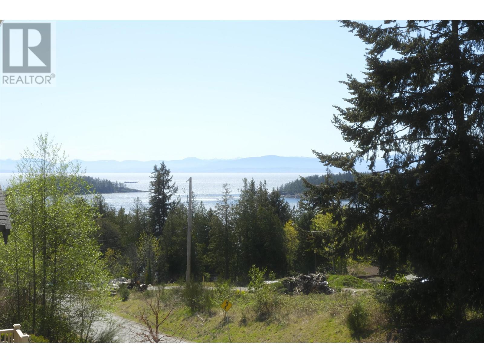 5438 Mccourt Road, Sechelt, British Columbia  V7Z 0N6 - Photo 14 - R2938369