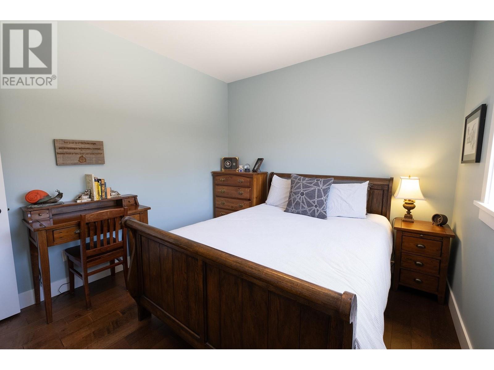 5438 Mccourt Road, Sechelt, British Columbia  V7Z 0N6 - Photo 17 - R2938369