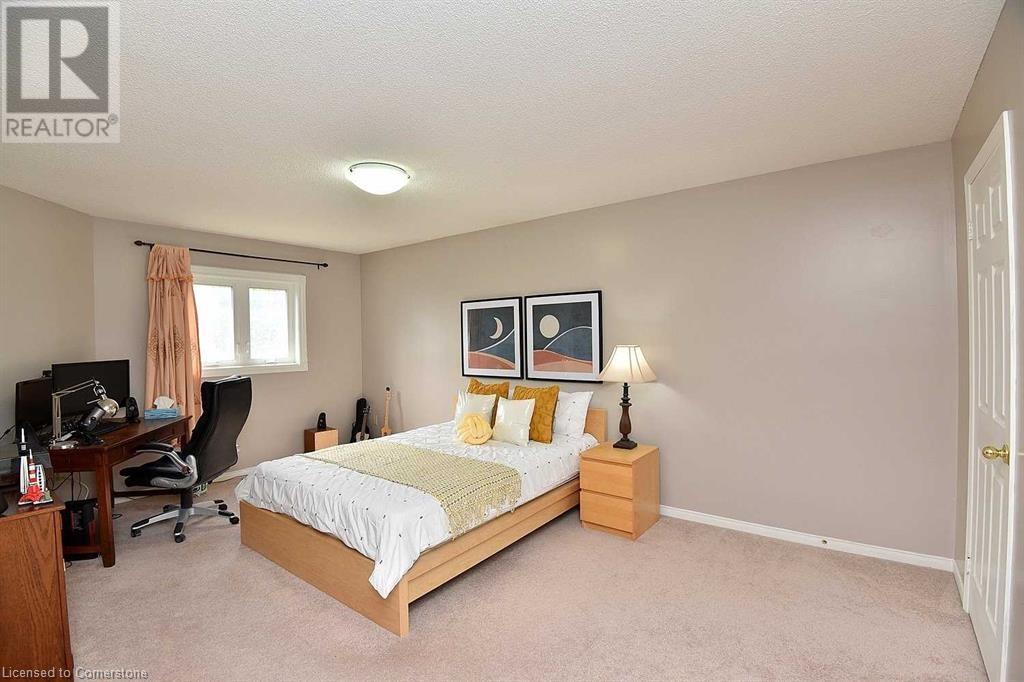 102 Huntingwood Avenue, Hamilton, Ontario  L9H 6X5 - Photo 13 - 40665718