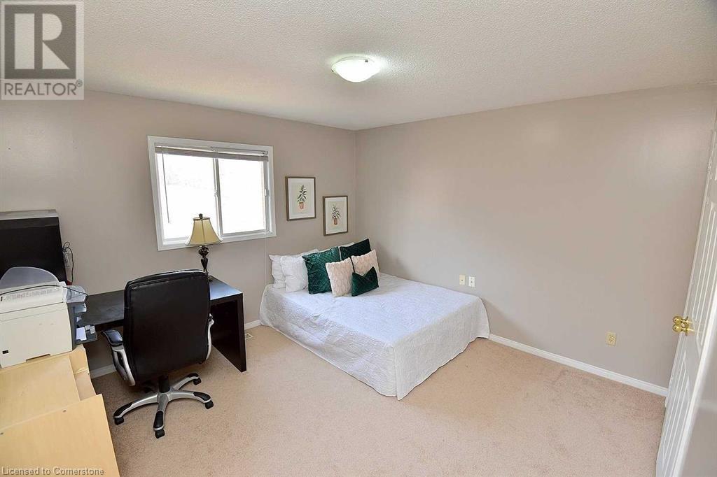 102 Huntingwood Avenue, Hamilton, Ontario  L9H 6X5 - Photo 14 - 40665718