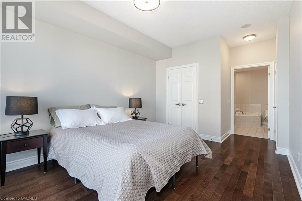 25 Kingsbridge Gardens Circle, Mississauga, Ontario  L5R 4B1 - Photo 23 - 40666387