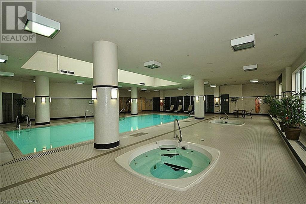 25 Kingsbridge Gardens Circle, Mississauga, Ontario  L5R 4B1 - Photo 43 - 40666387