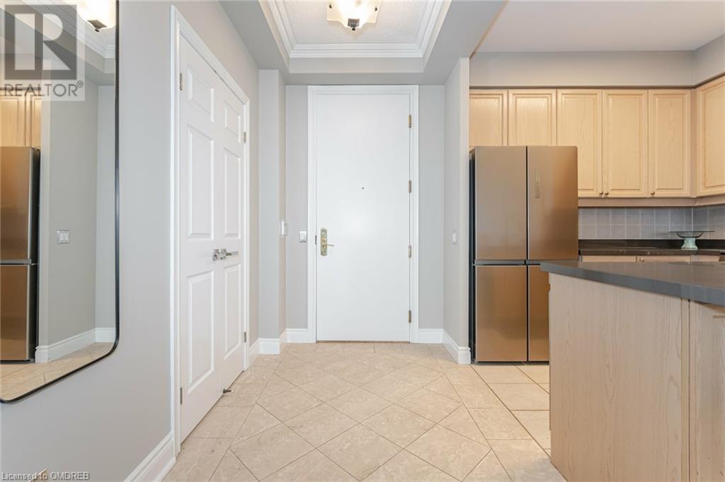 25 Kingsbridge Gardens Circle, Mississauga, Ontario  L5R 4B1 - Photo 6 - 40666387