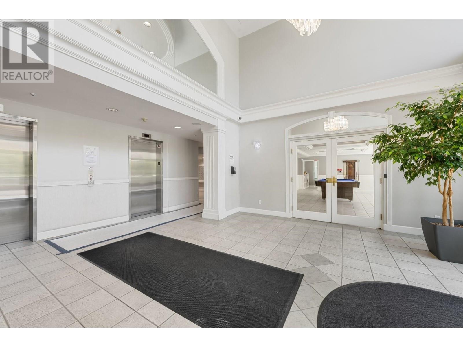 906 3071 Glen Drive, Coquitlam, British Columbia  V3B 7R1 - Photo 25 - R2938346