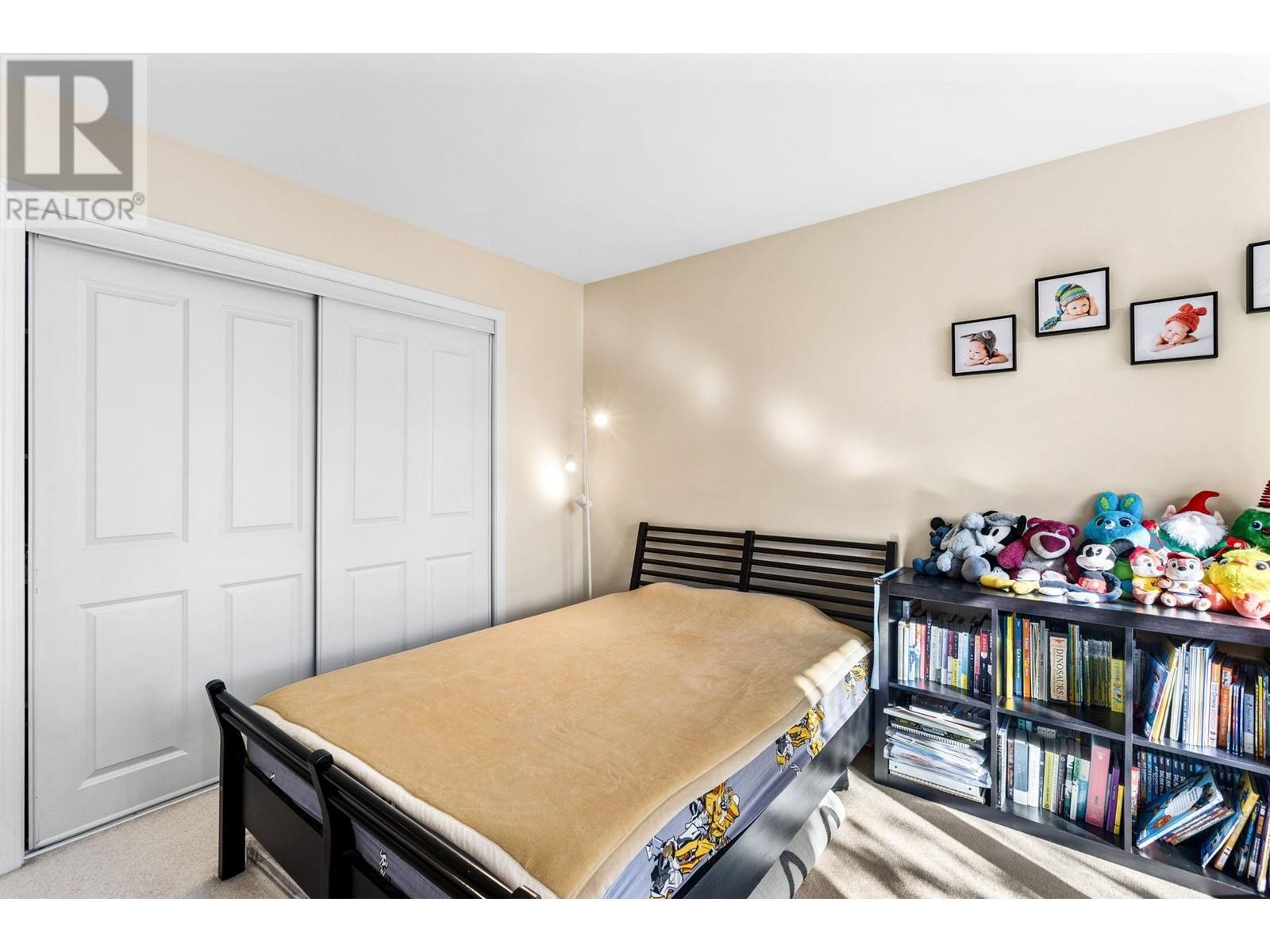 Listing Picture 24 of 40 : TH2 7080 ST. ALBANS ROAD, Richmond / 烈治文 - 魯藝地產 Yvonne Lu Group - MLS Medallion Club Member