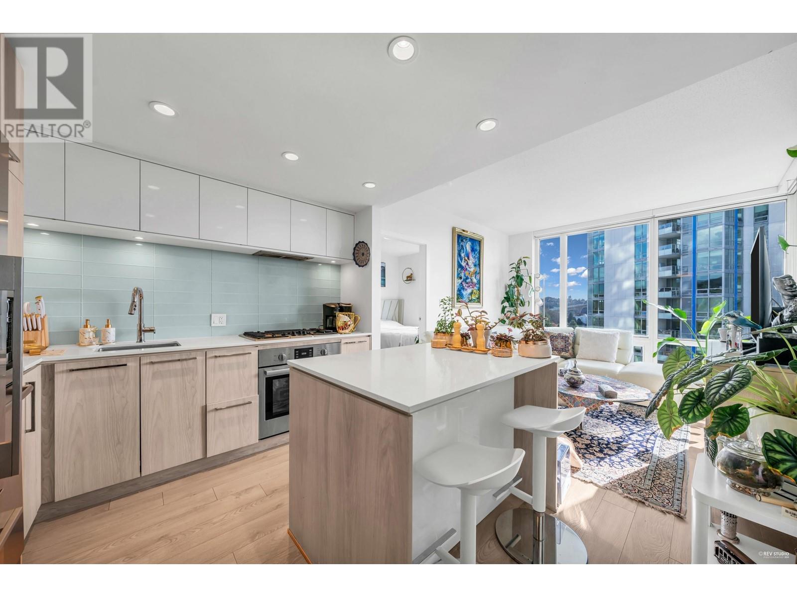 1105 680 Seylynn Crescent, North Vancouver, British Columbia  V7J 0B5 - Photo 13 - R2938445