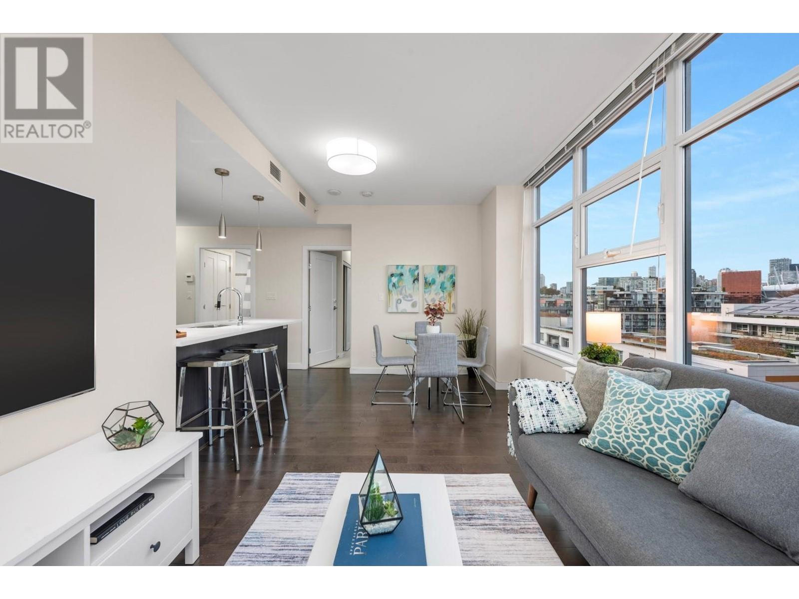 1010 38 W 1st Avenue, Vancouver, British Columbia  V5Y 0K3 - Photo 3 - R2938446