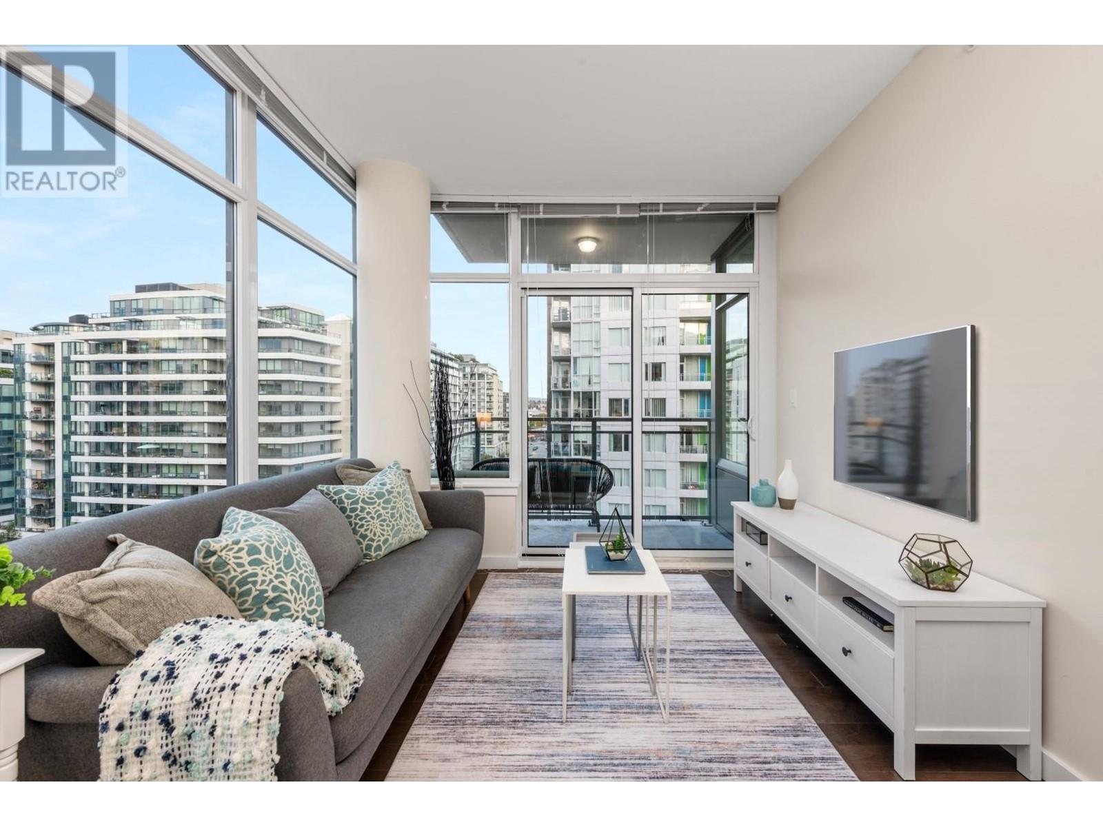 1010 38 W 1st Avenue, Vancouver, British Columbia  V5Y 0K3 - Photo 4 - R2938446