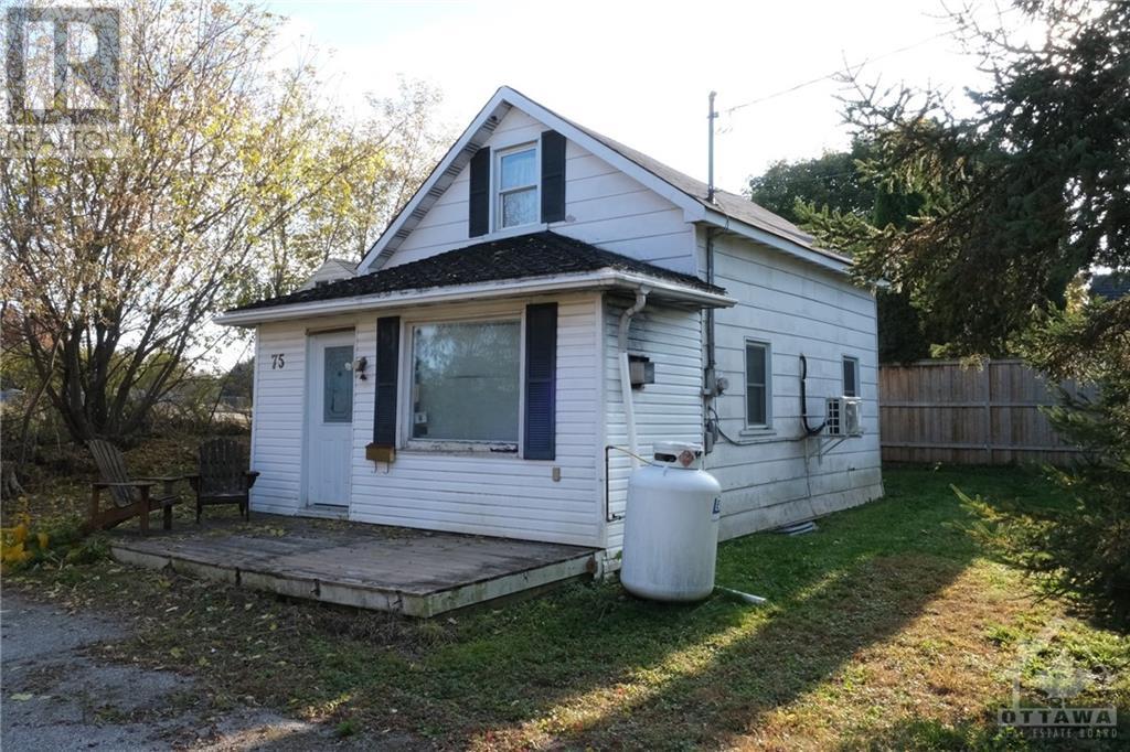 75 Louis Street, Brockville, Ontario  K6V 4H6 - Photo 1 - 1417608