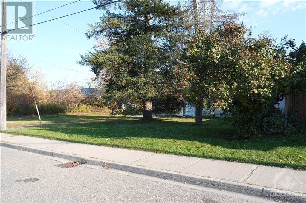 75 Louis Street, Brockville, Ontario  K6V 4H6 - Photo 8 - 1416586
