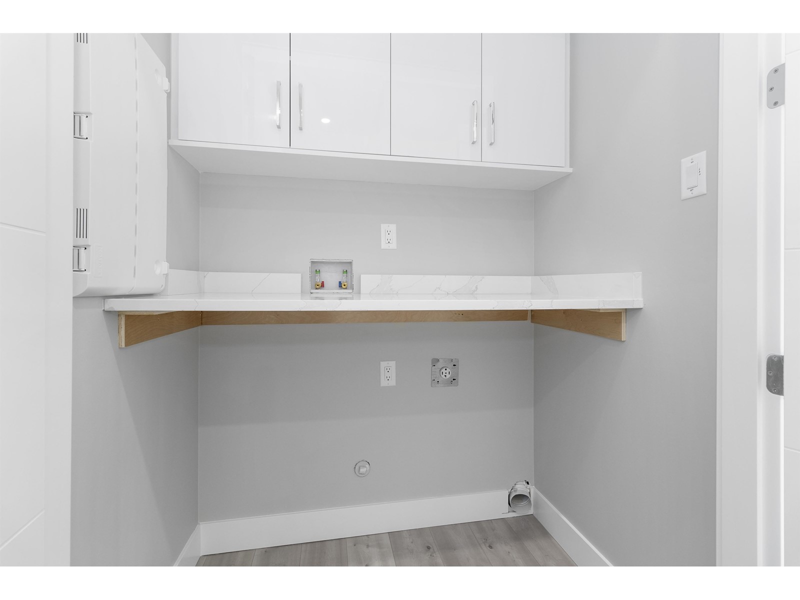 34007 Barker Court, Mission, British Columbia  V2V 6B2 - Photo 21 - R2933922