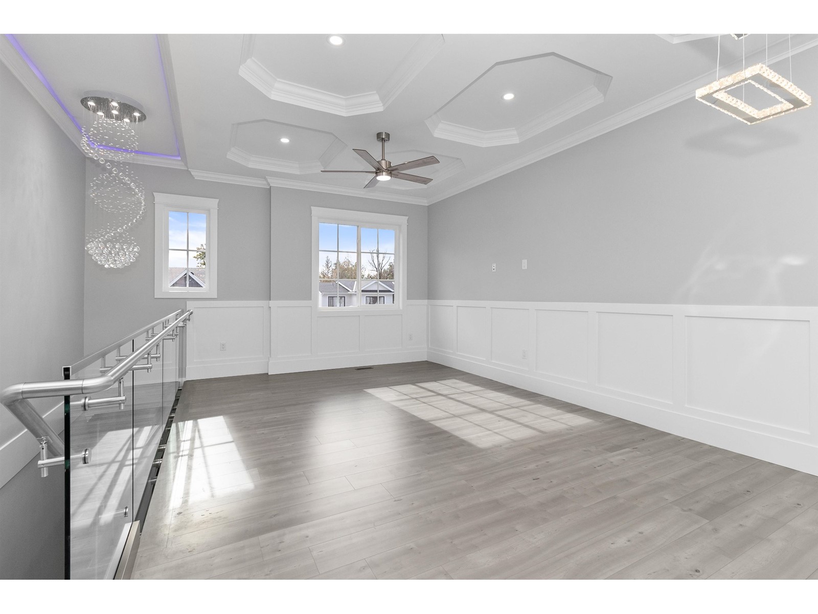 34007 Barker Court, Mission, British Columbia  V2V 6B2 - Photo 4 - R2933922