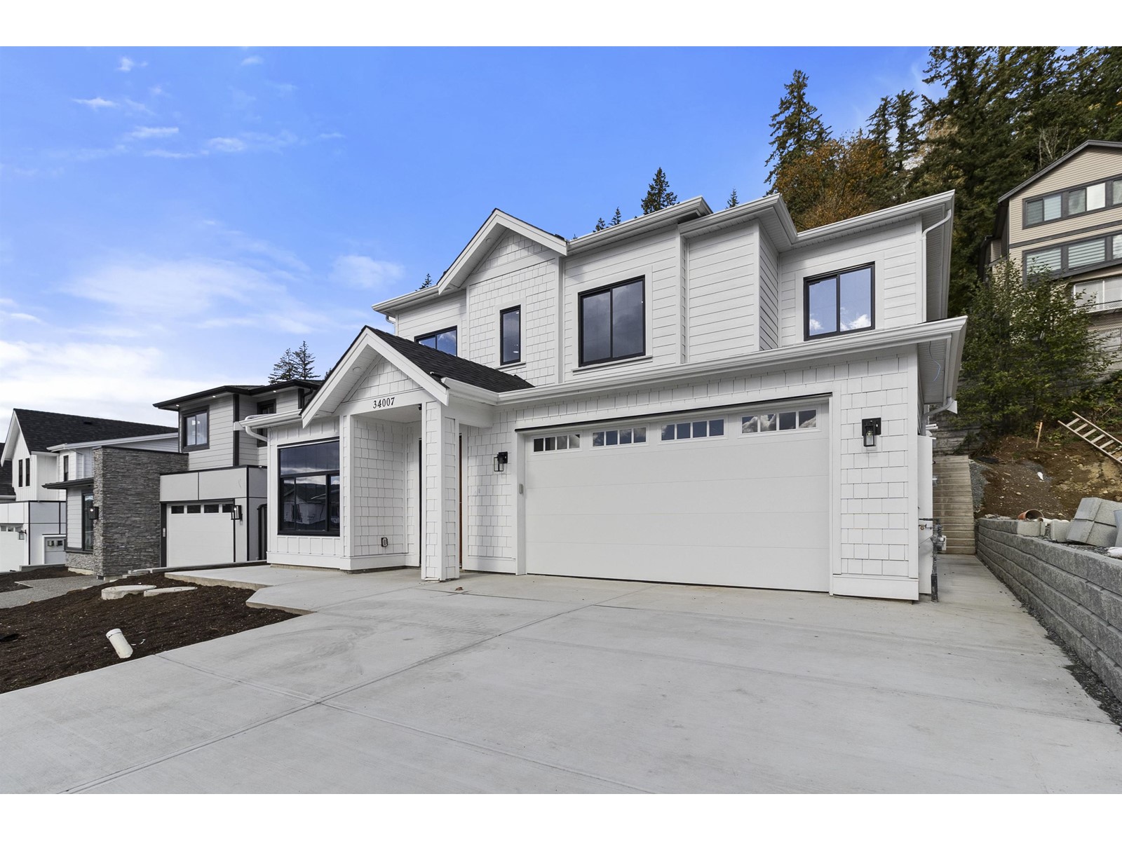 34007 BARKER COURT, Mission, British Columbia