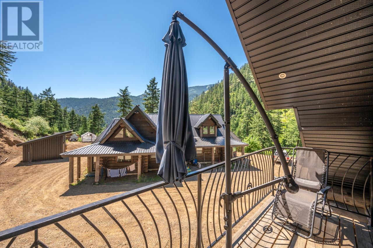 2513 GREEN MOUNTAIN Road Penticton