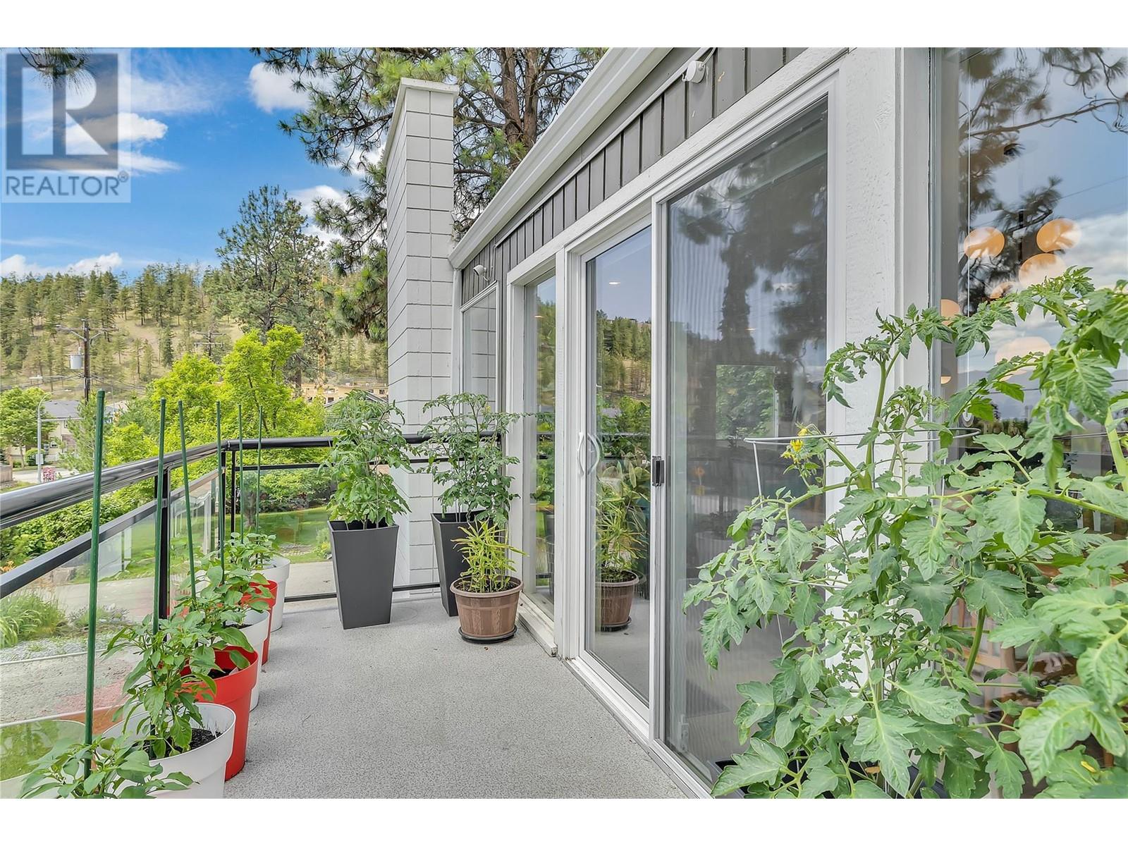 16 Caramillo Road, Kelowna, British Columbia  V1V 1B1 - Photo 11 - 10326736