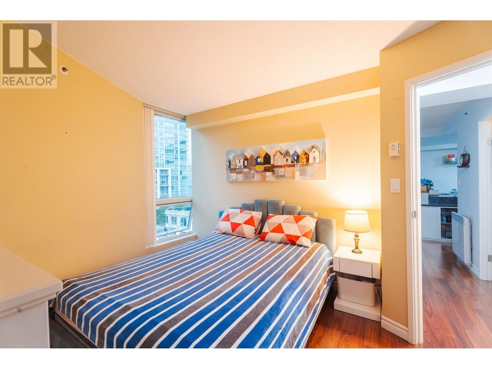 Listing Picture 10 of 19 : 603 555 JERVIS STREET, Vancouver / 溫哥華 - 魯藝地產 Yvonne Lu Group - MLS Medallion Club Member