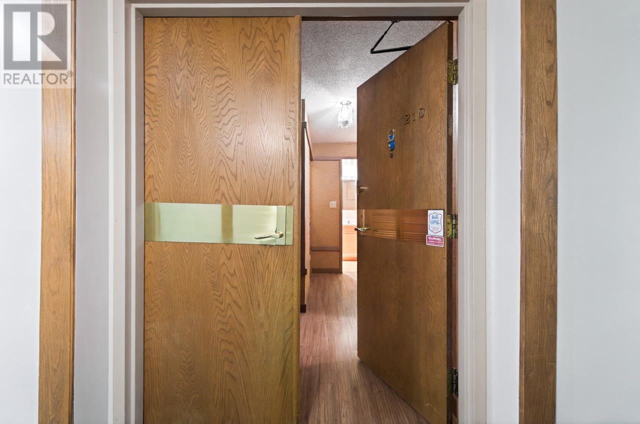 210 2320 W 40th Avenue, Vancouver, British Columbia  V6M 4H6 - Photo 11 - R2938382