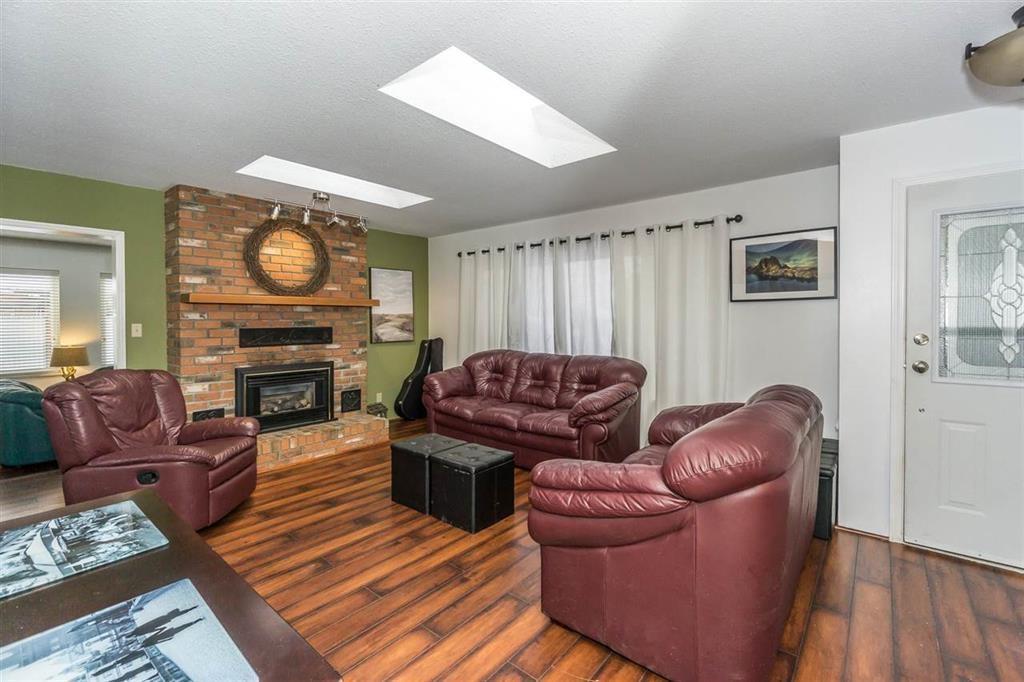 Property at 34740 3RD AVENUE image 4