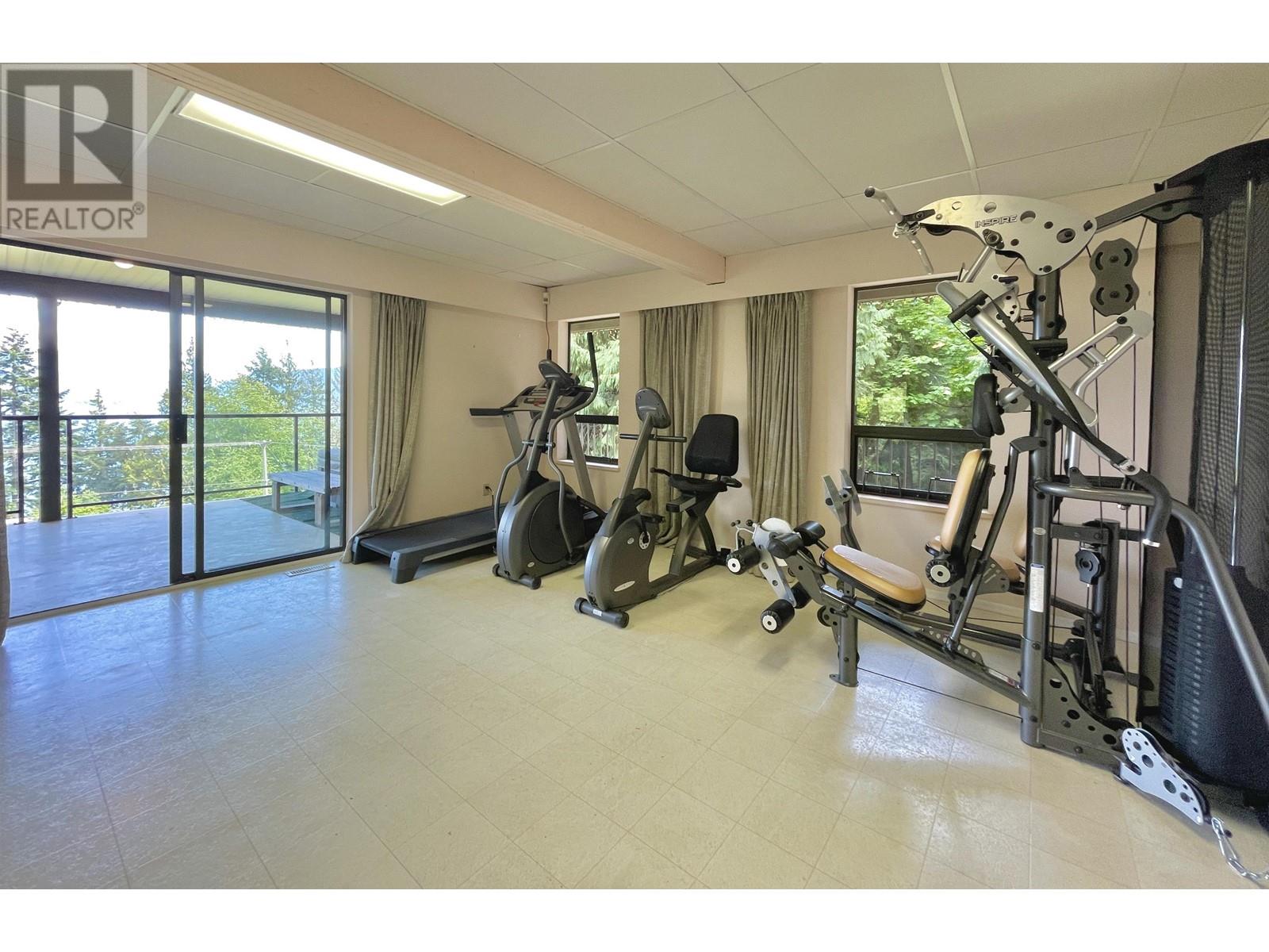 259 Bridgeman Road, Gibsons, British Columbia  V0N 1V1 - Photo 10 - R2938482