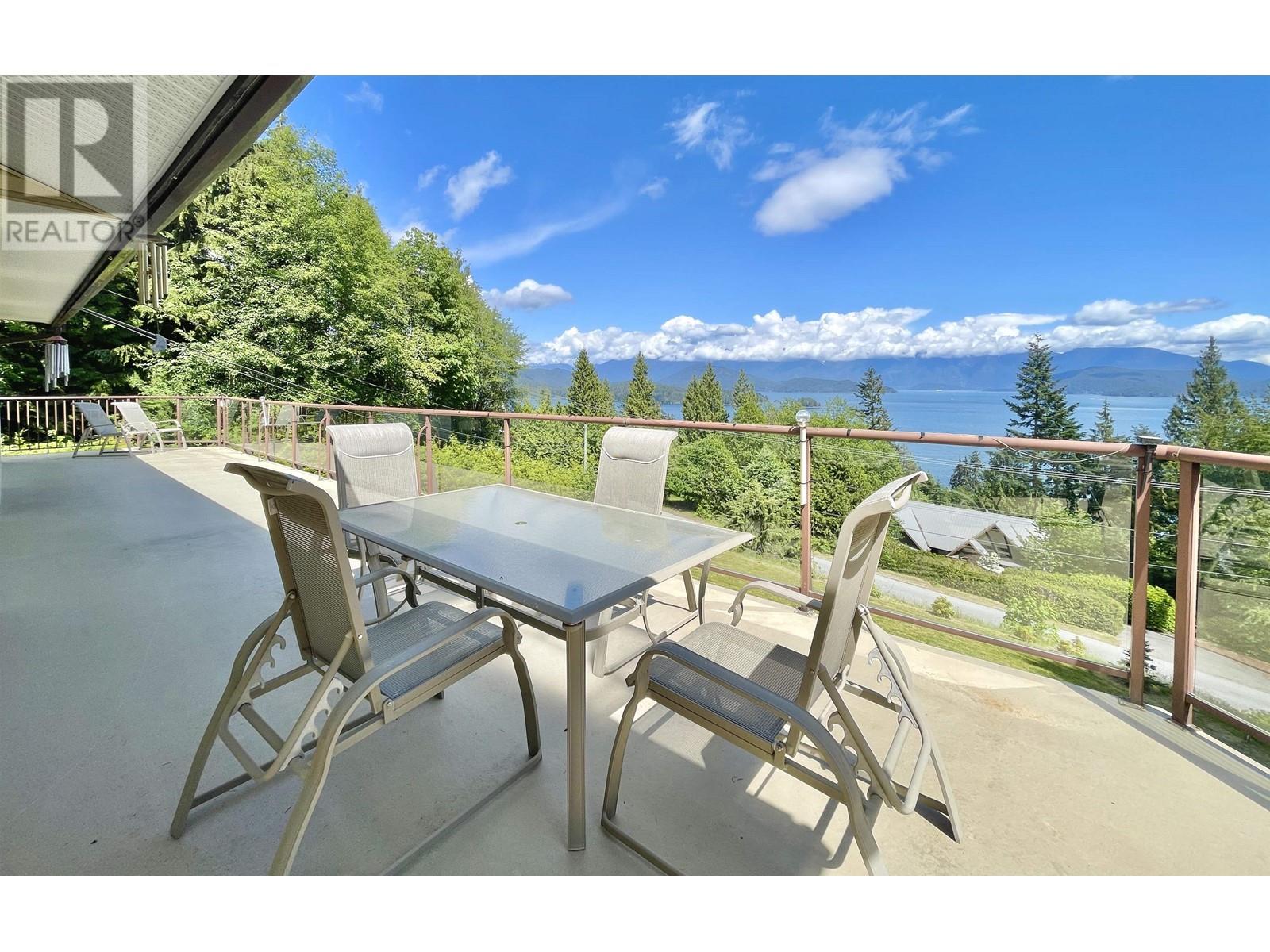 259 Bridgeman Road, Gibsons, British Columbia  V0N 1V1 - Photo 8 - R2938482