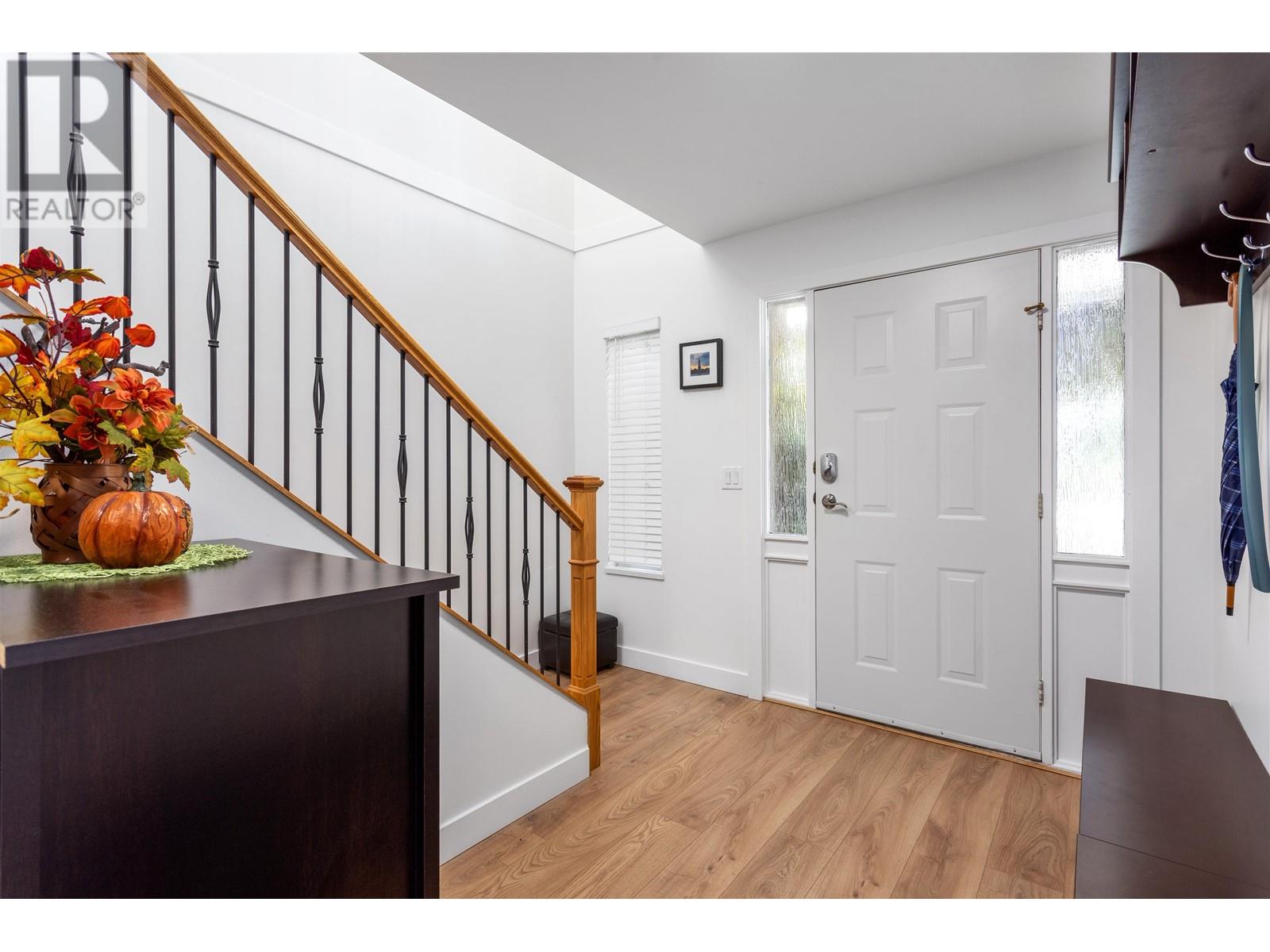 1279 Brand Street, Port Coquitlam, British Columbia  V3C 5C4 - Photo 3 - R2938318