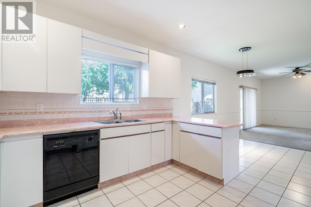 22671 Mclean Avenue, Richmond, British Columbia  V6V 2P7 - Photo 10 - R2938223