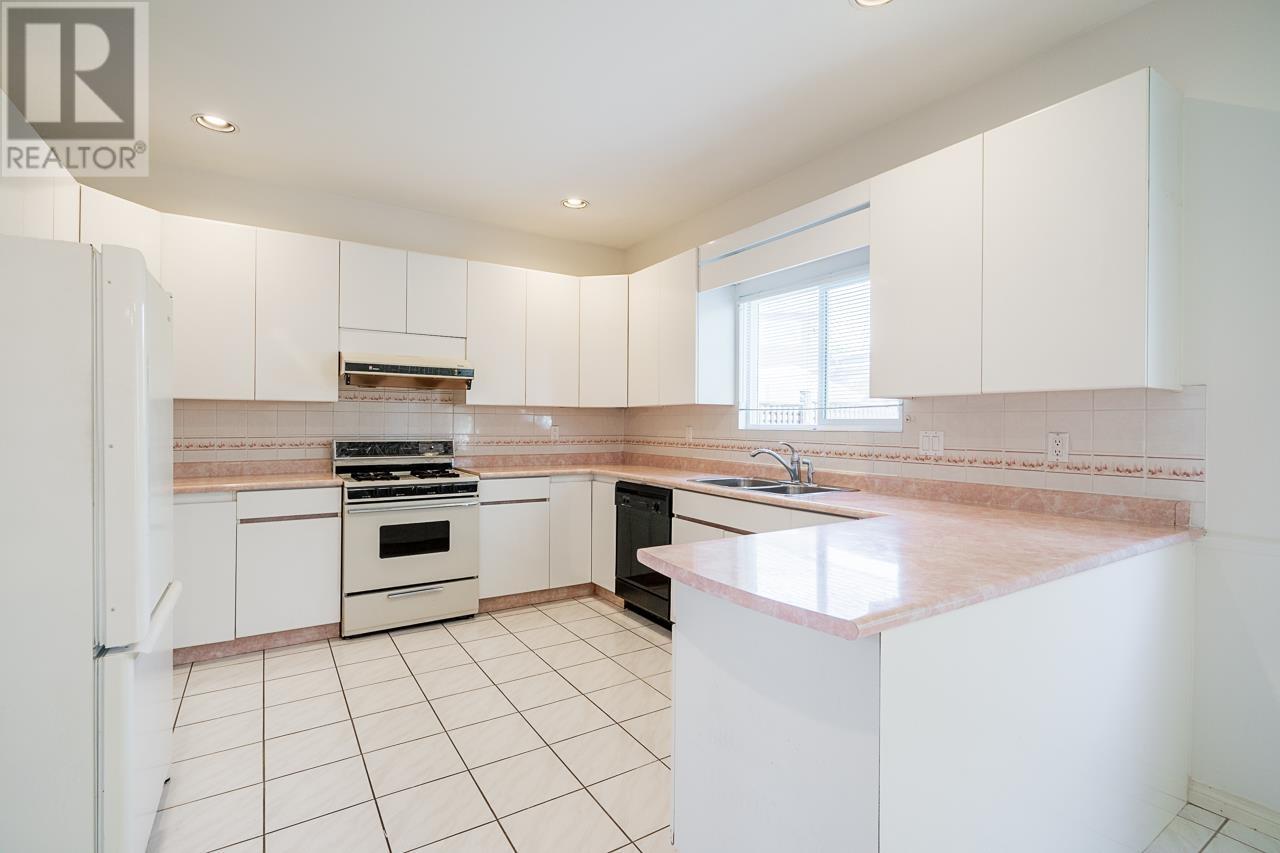 22671 Mclean Avenue, Richmond, British Columbia  V6V 2P7 - Photo 8 - R2938223