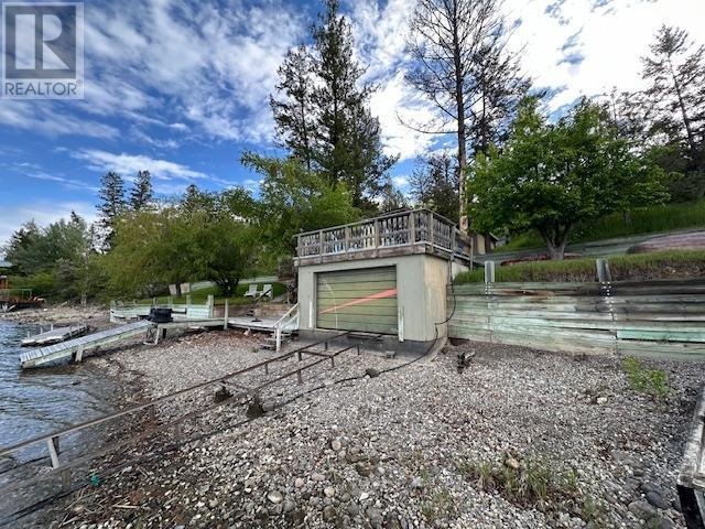 725 LAKEVIEW ROAD Invermere