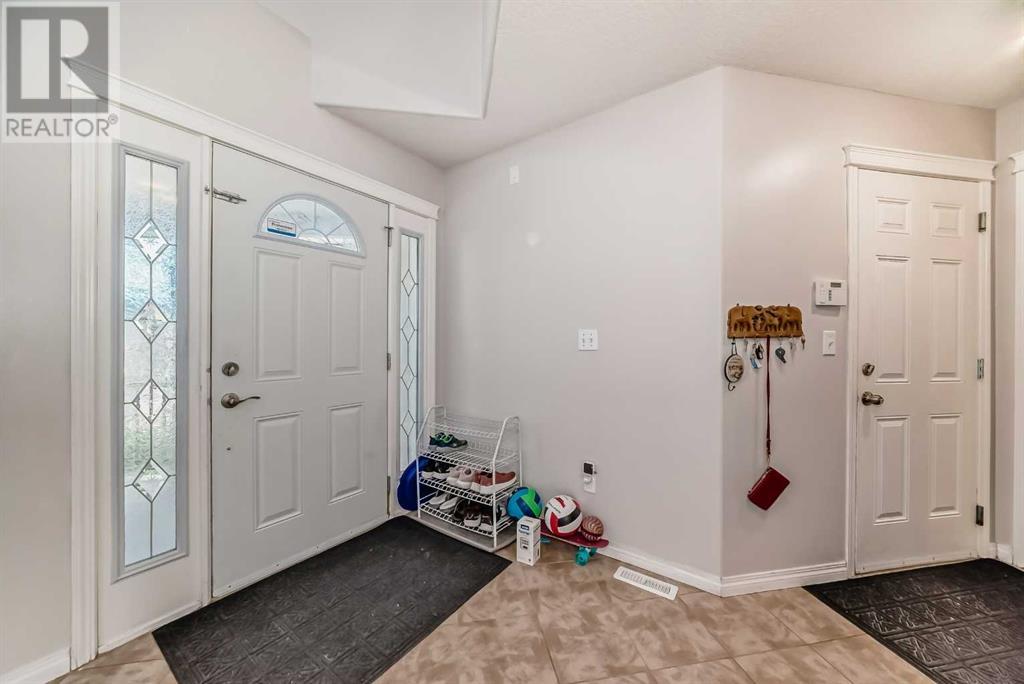 67 Sherwood Common Nw, Calgary, Alberta  T3R 1P8 - Photo 4 - A2168756