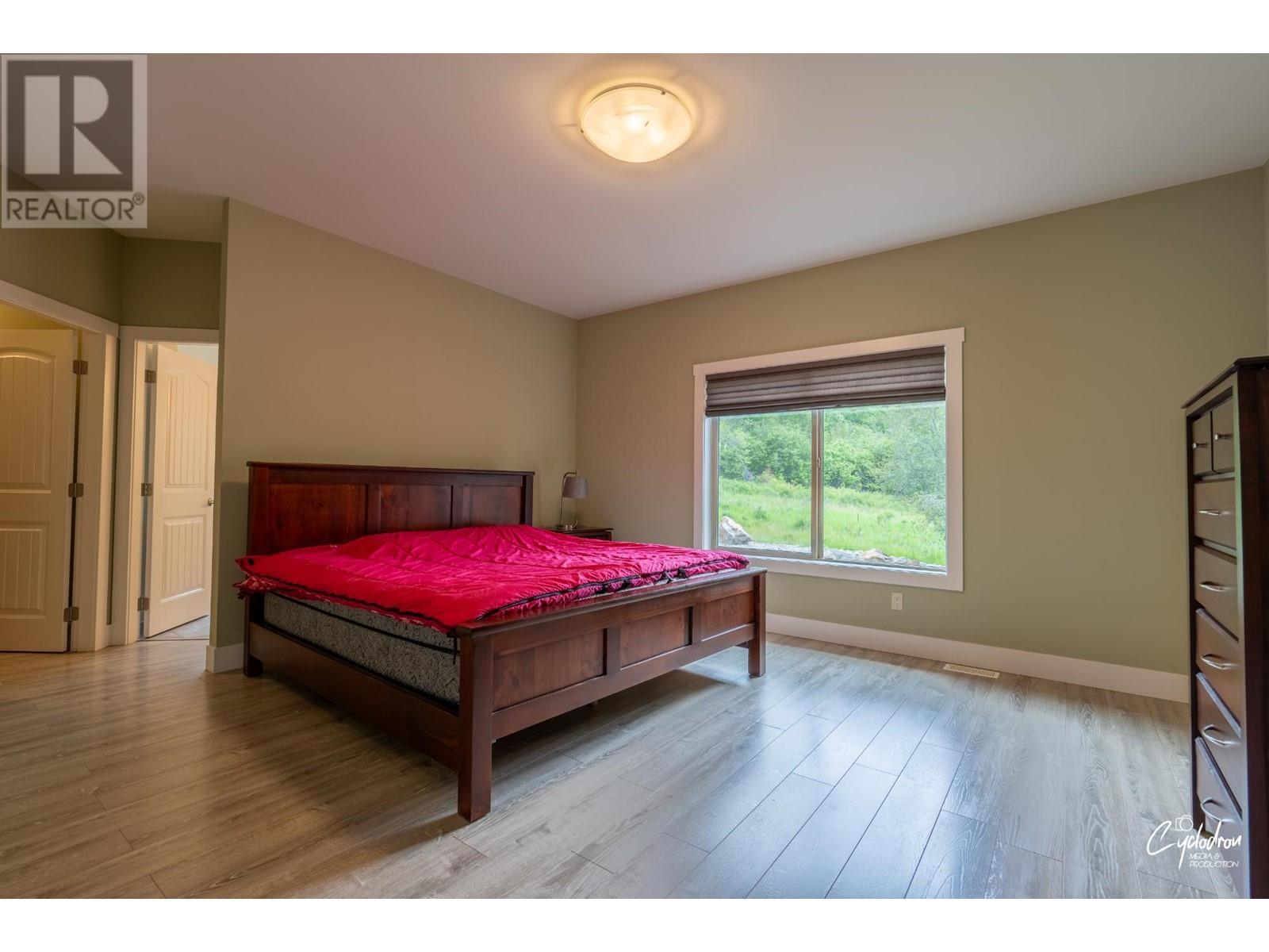 8865 Riverside Drive, Grand Forks, British Columbia  V0H 1H0 - Photo 11 - 2479100