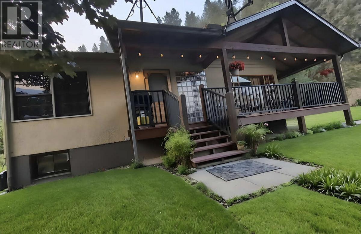 2398 CUNNINGHAM Road, nelson, British Columbia