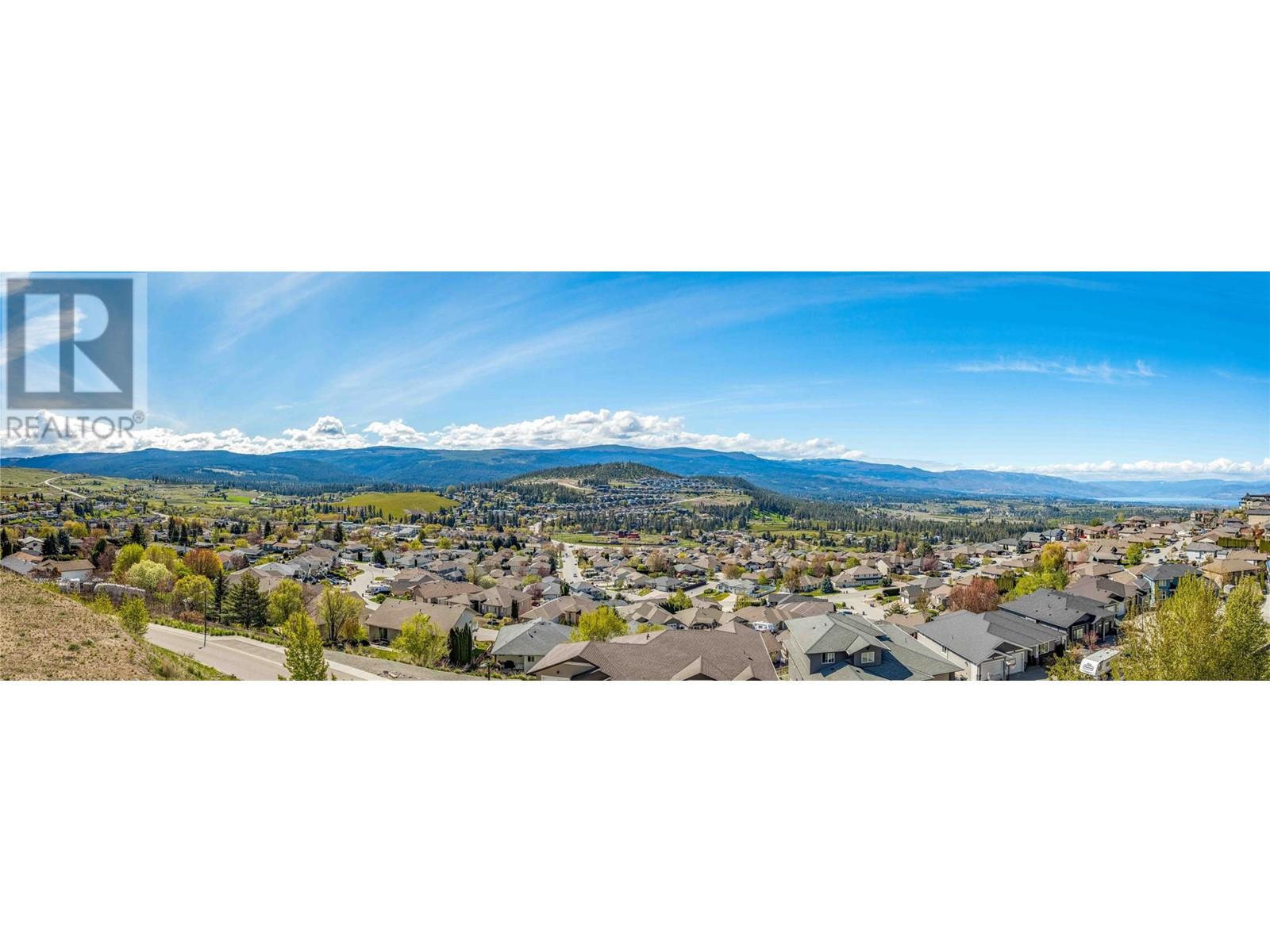 1561 Fairwood Lane, Kelowna, British Columbia  V1P 1L7 - Photo 2 - 10325798