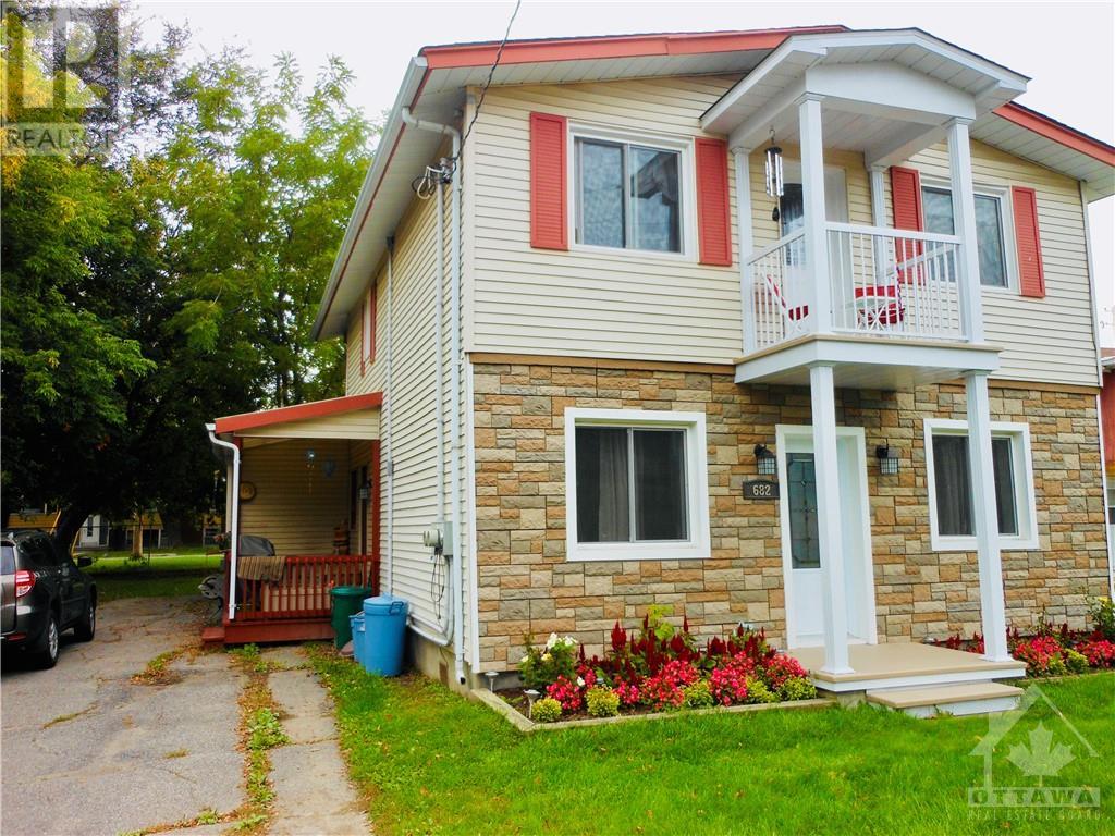 682 De L'eglise Street, Ottawa, Ontario  K1K 3K3 - Photo 1 - 1417518