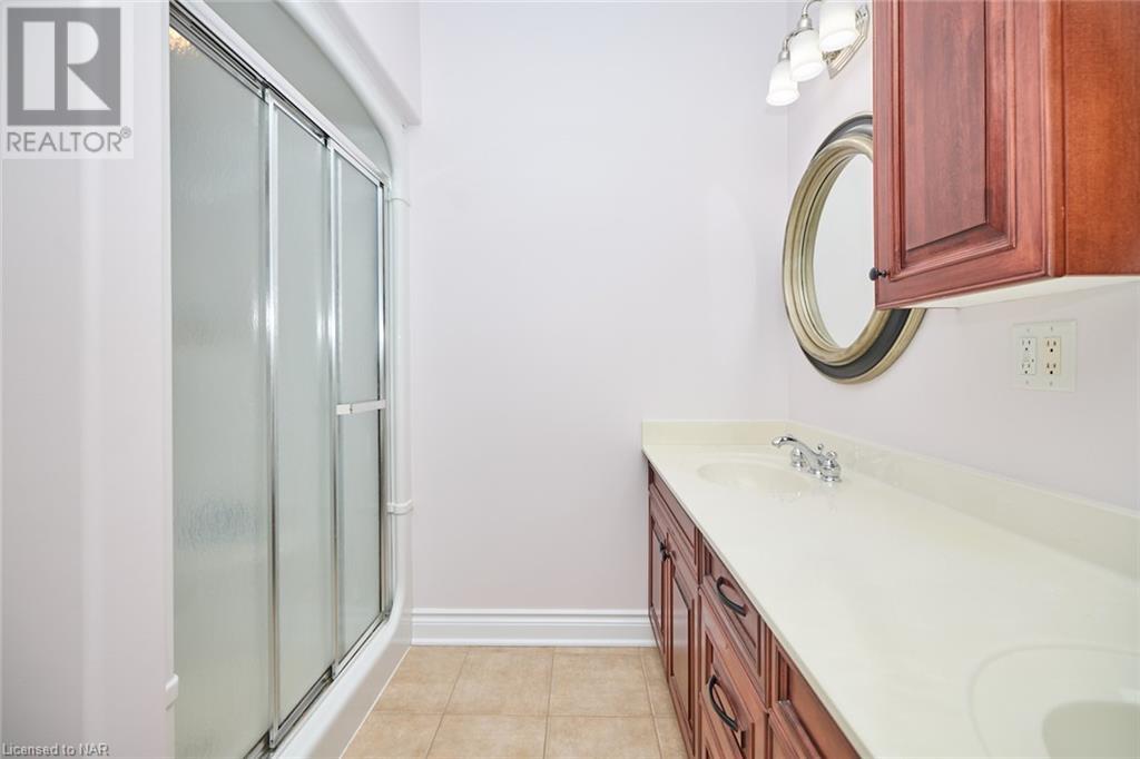 138 Loretta Drive, Niagara-On-The-Lake, Ontario  L0S 1T0 - Photo 18 - 40668215