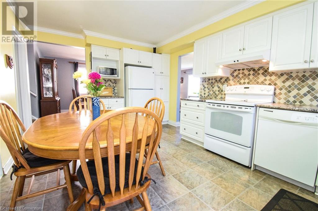 4502 Cedarbrook Lane, Beamsville, Ontario  L3J 0B1 - Photo 11 - 40662970