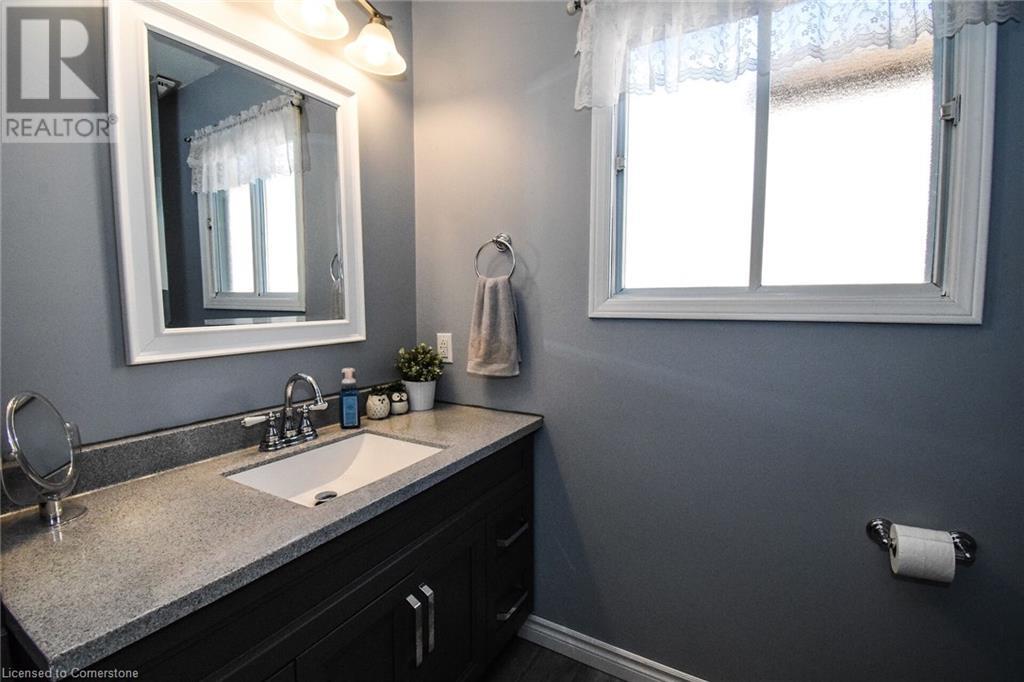 4502 Cedarbrook Lane, Beamsville, Ontario  L3J 0B1 - Photo 23 - 40662970