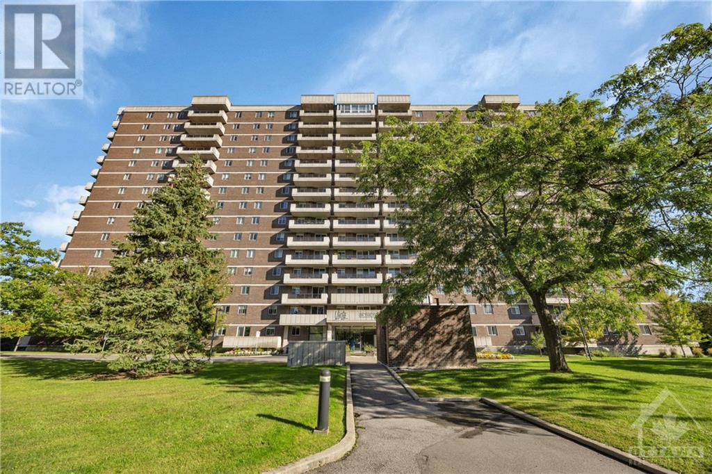 1705 PLAYFAIR DRIVE UNIT#604 Ottawa