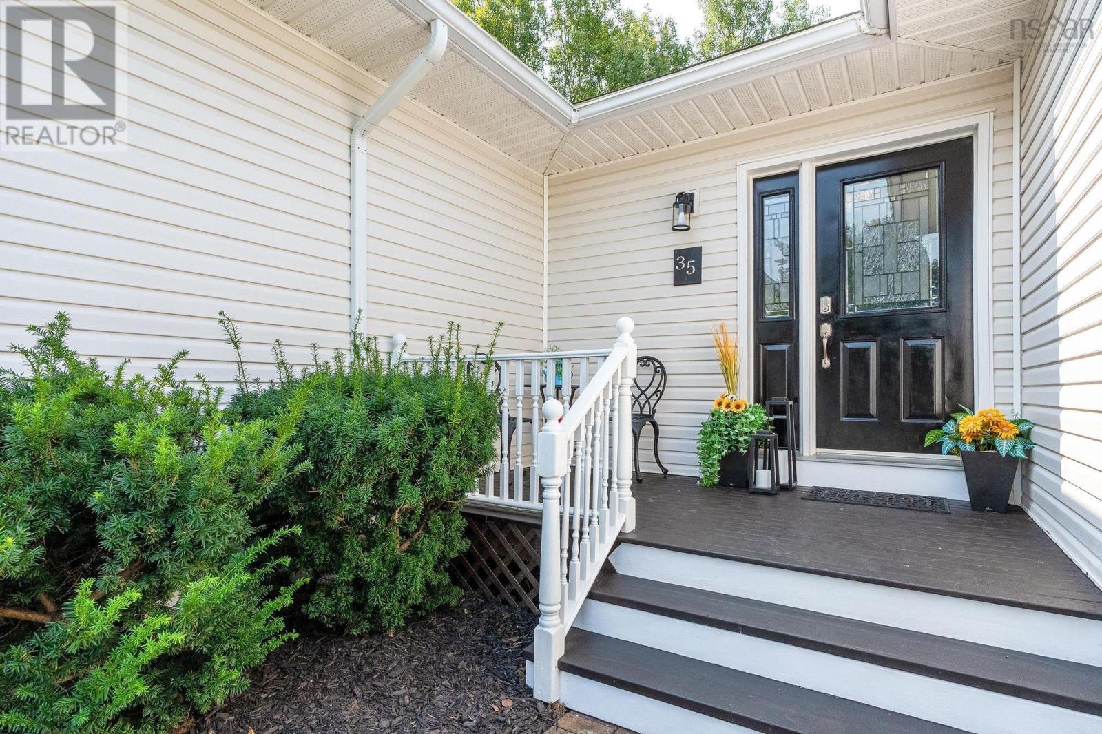 35 Dalhousie Avenue, Kentville, Nova Scotia  B4N 5E5 - Photo 4 - 202425264