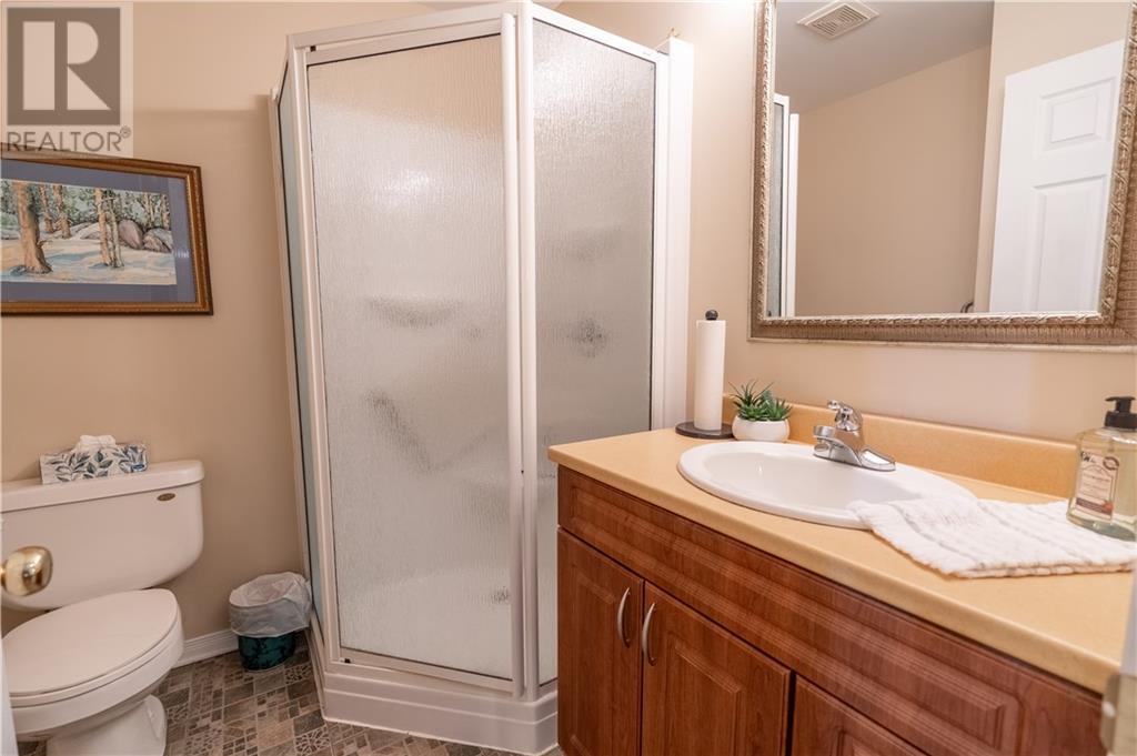 2250 Glen Brook Drive, Cornwall, Ontario  K6H 7N2 - Photo 11 - 1417204