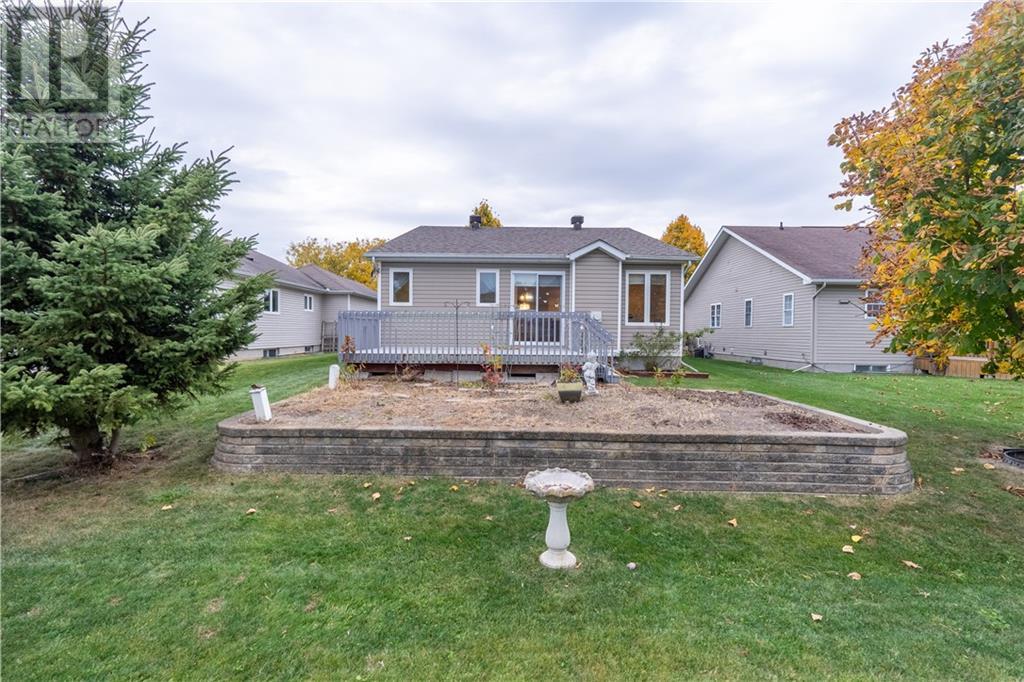 2250 Glen Brook Drive, Cornwall, Ontario  K6H 7N2 - Photo 4 - 1417204