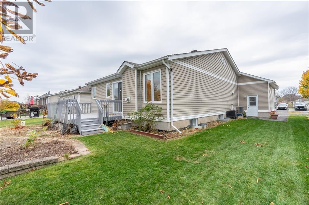 2250 Glen Brook Drive, Cornwall, Ontario  K6H 7N2 - Photo 5 - 1417204