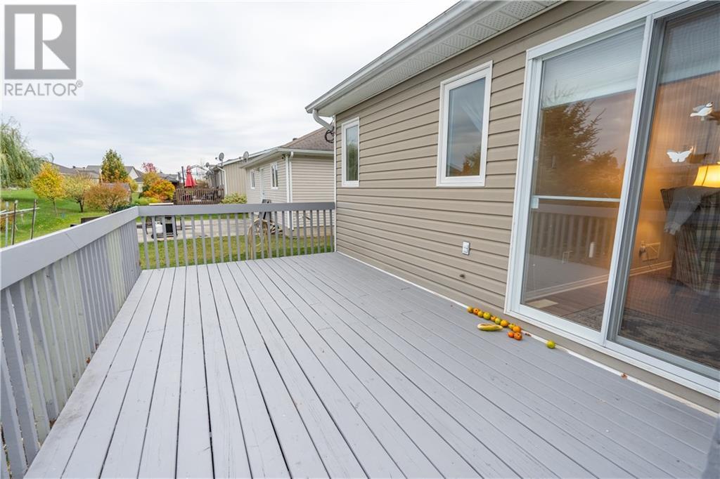 2250 Glen Brook Drive, Cornwall, Ontario  K6H 7N2 - Photo 6 - 1417204