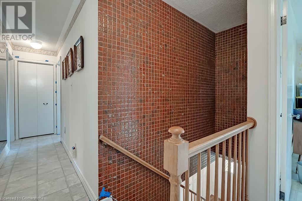 251 Glen Afton Drive, Burlington, Ontario  L7L 1G8 - Photo 25 - 40668098