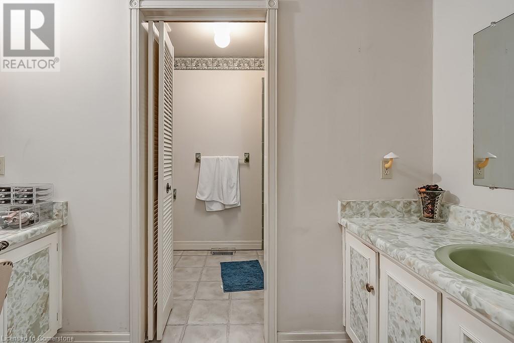 251 Glen Afton Drive, Burlington, Ontario  L7L 1G8 - Photo 30 - 40668098