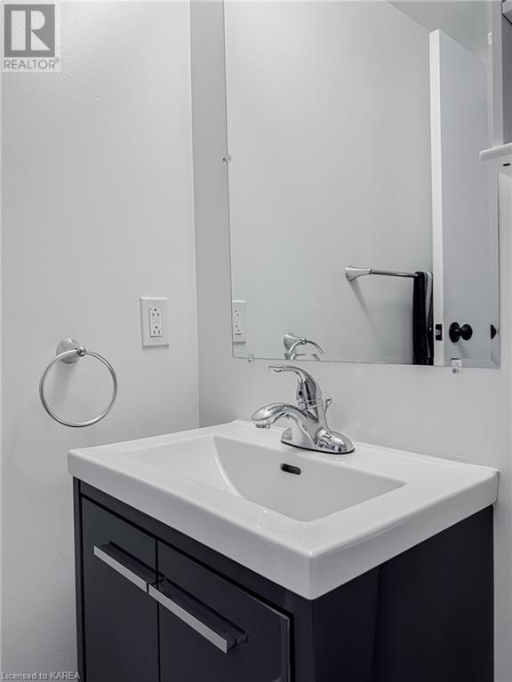 573 Armstrong Road Unit# 209, Kingston, Ontario  K7M 8J8 - Photo 14 - 40668434